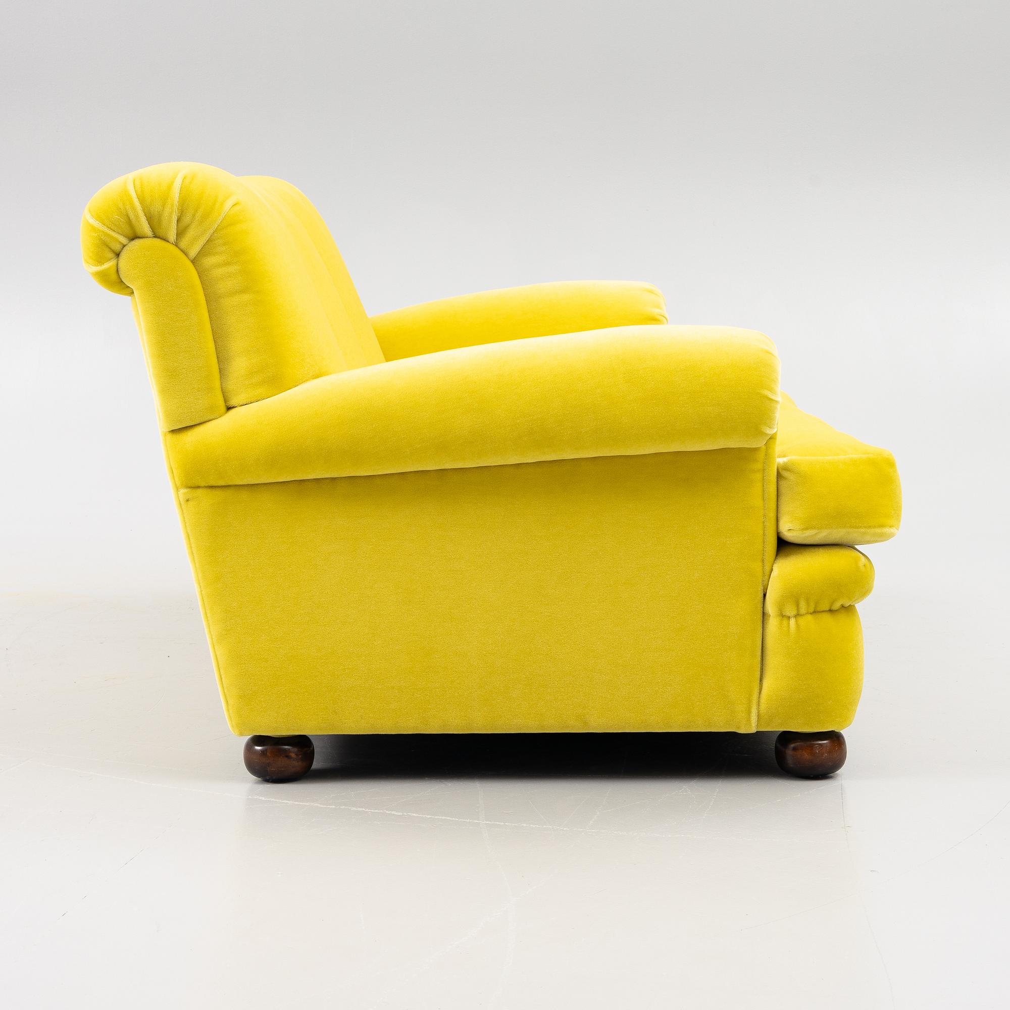 Josef Frank, a model 703 sofa, Svenskt Tenn, mid-20th Century.
