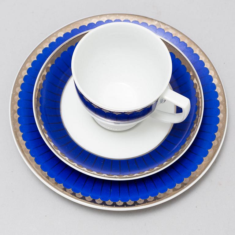 SIGVARD BERNADOTTE, 28 psc porcelaine, 'Christineholm'/'Marianne', Fyrklövern 1999-2000.