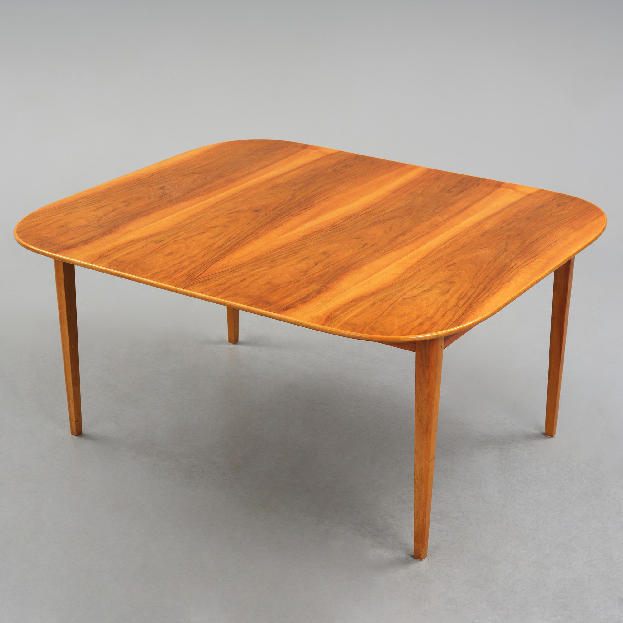 Josef Frank, a dining table, model B 947, Svenskt Tenn, pre 1985.