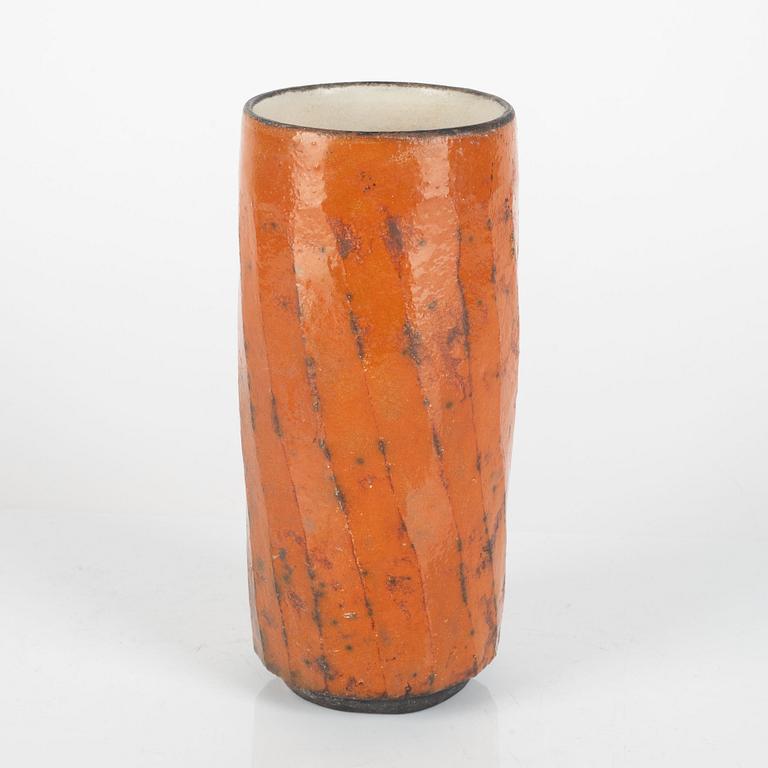 Inger Rokkjaer, a raku vase, Denmark, 2002.