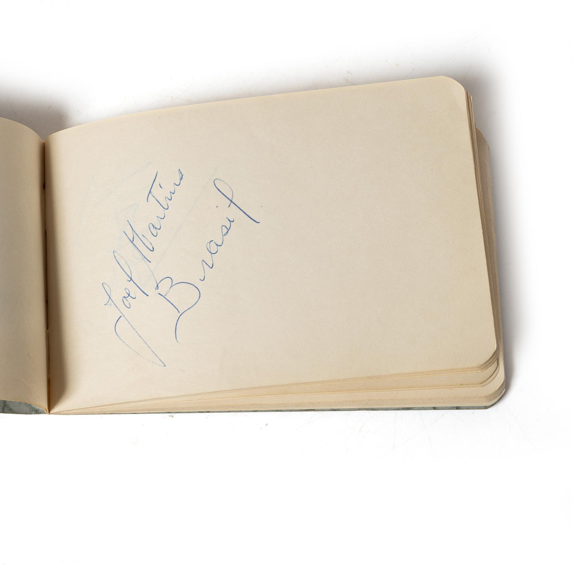Autograph collection, Brazil’s national football team, 1958 World Cup, two notebooks.
