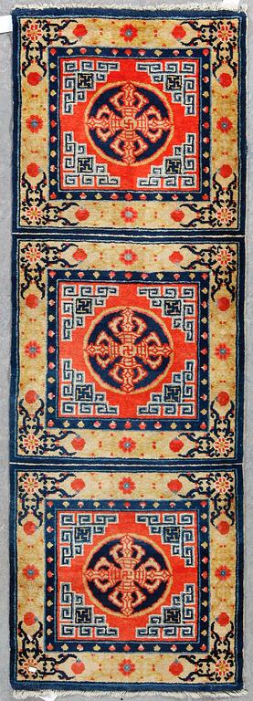 MEDITATIONSMATTA semiantik, Kina, ca 194x66 cm.