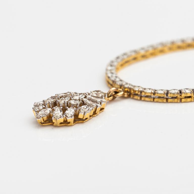 HALSBAND, 18K guld, briljant- och marquiseslipade diamanter ca 13.56 ct tot.