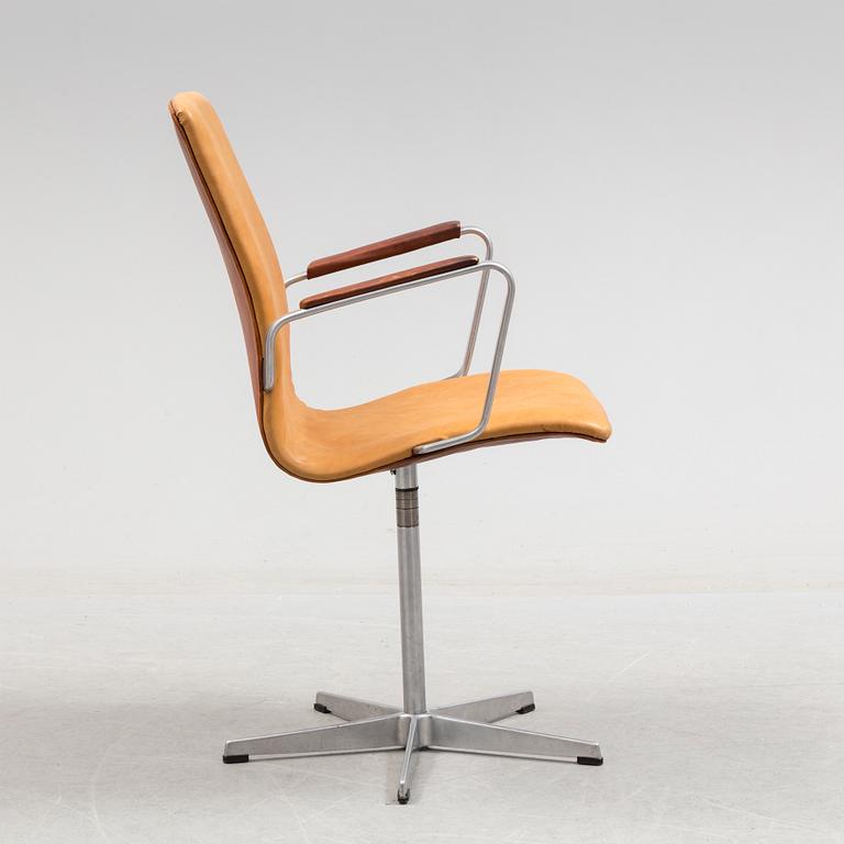 An office chair by Arne Jacobsen, 'Oxford low', Fritz Hansen, 21st Century.