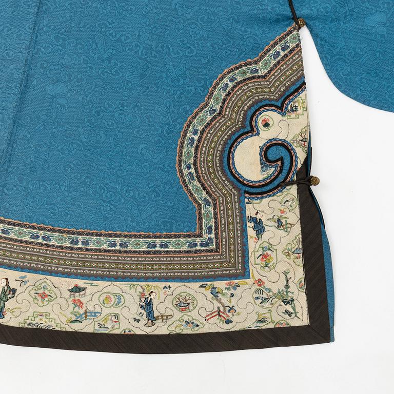 A Han Chinese woman's heather blue informal three quater length coat, 'Ao', Qing dynasty, 19th century.