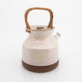 Signe Persson-Melin, tekanna glaserad keramik, signerad.