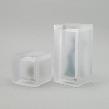 KJELL ENGMAN, skulpturer, 2 st "Snapshots" glas Kosta Boda.