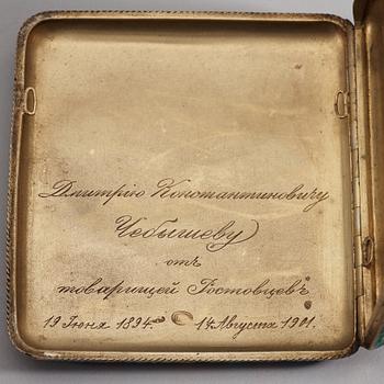 A Russian 19th century parcel-gilt and enamel cigarett-case, marks of Ovchinnikov, Moscow 1899-1908. Imperial Warrant.