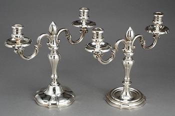 KANDELABRAR, 2 st, nysilver, märkta GD, omkring 1900-talets mitt.