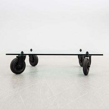 Gae Aulenti, coffee table, "Table with Wheels", Fontana Arte, Italy late 20th century/early 21st century.