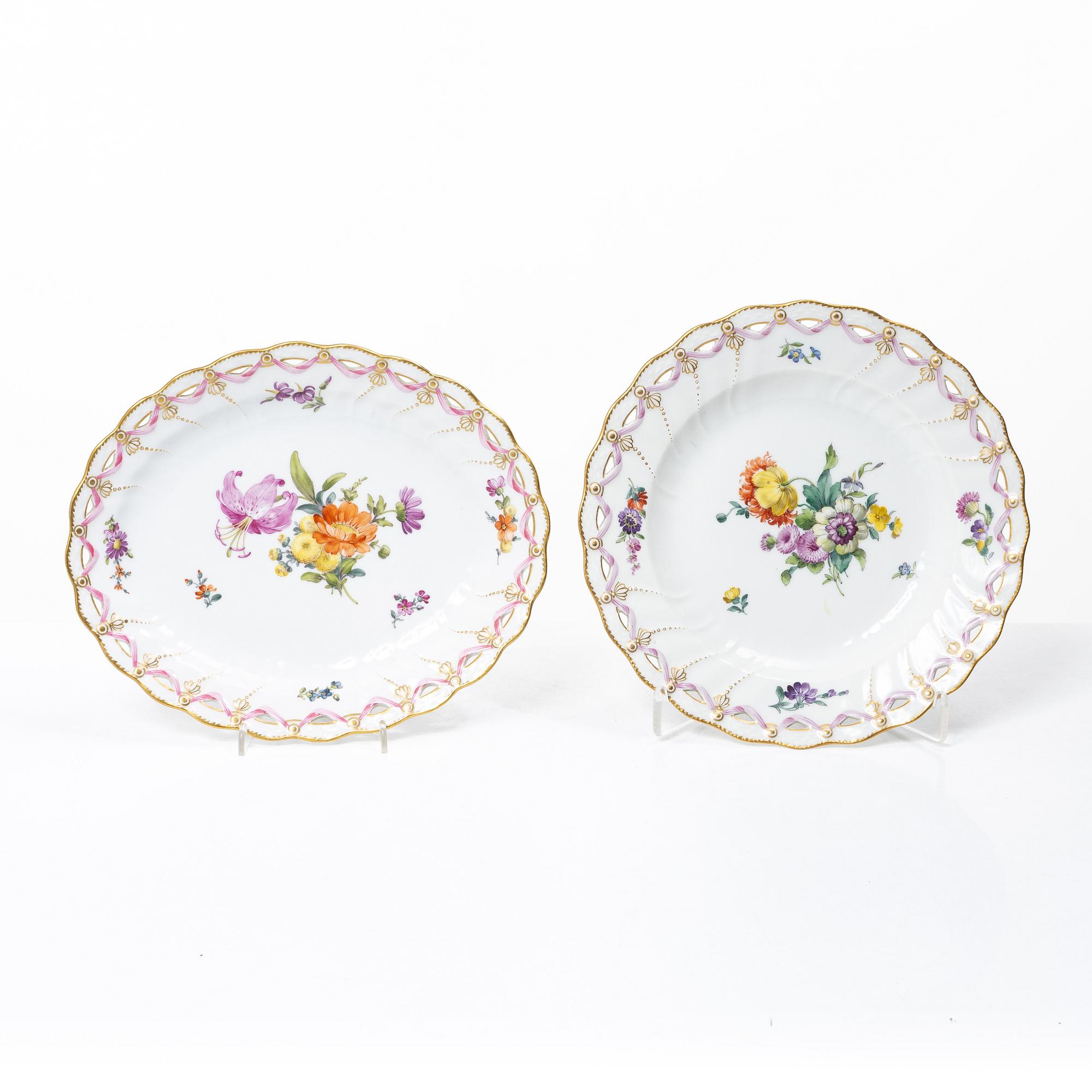 Royal Copenhagen, Two pierced bowls with dishes, 2 pcs, porcelain, Saxon flower, Denmark, 20th century.