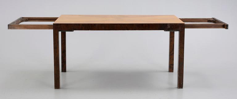 BORD, sannolikt Axel Larsson, Bodafors, 1930/40-tal.