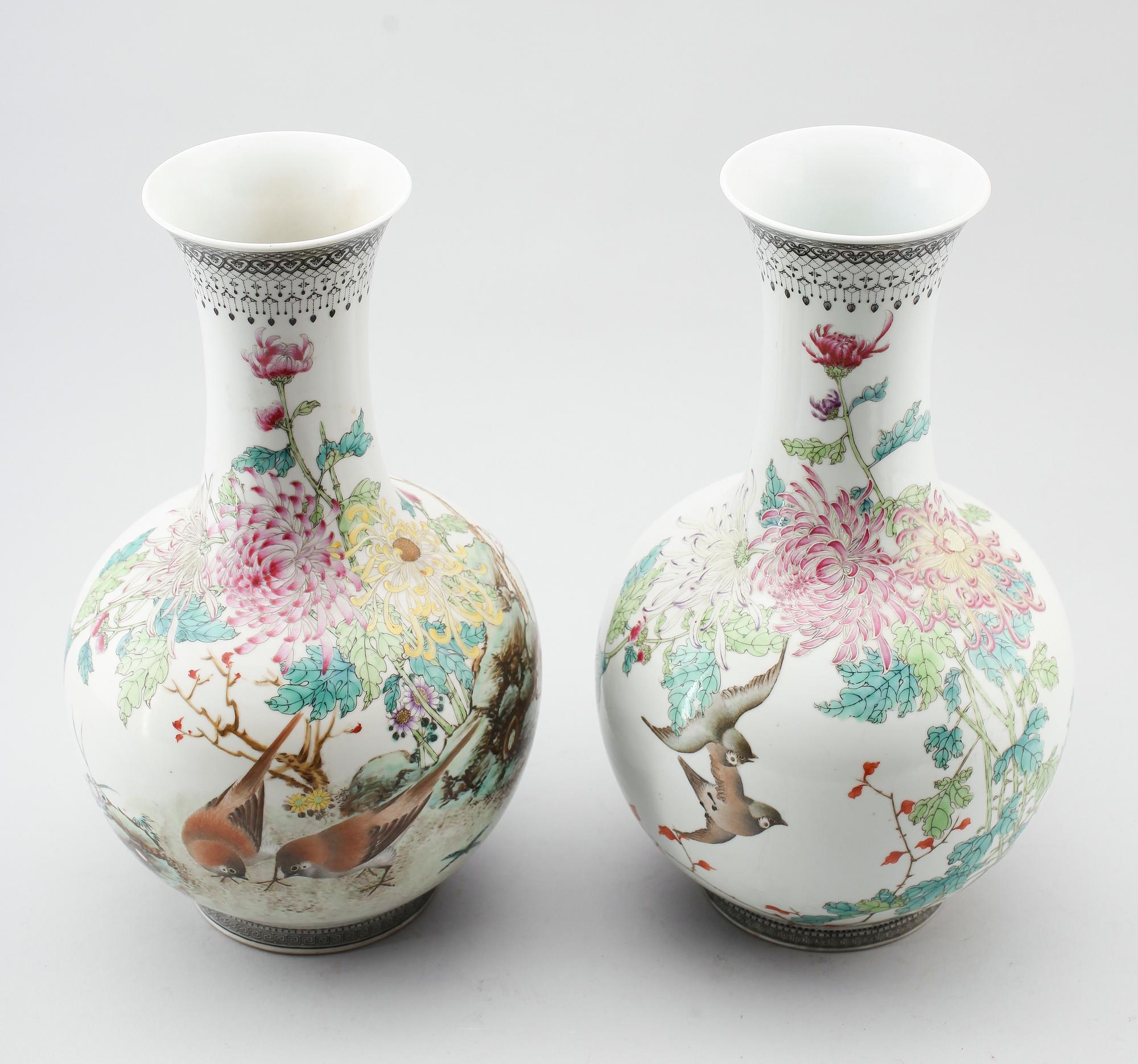 VASER, 1 par, porslin, Kina, 1900-tal.
