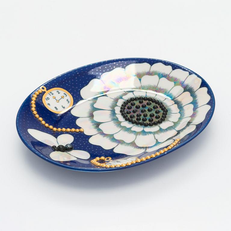 Birger Kaipiainen, a ceramic art dish, marked Birger Kaipiainen, Arabia, Finland.