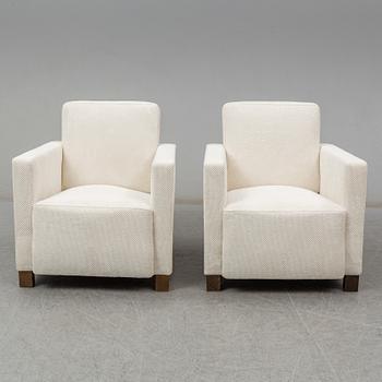 BJÖRN TRÄGÅRDH, a pair of easy chairs, model 184 for Svenskt Tenn, 1930's.