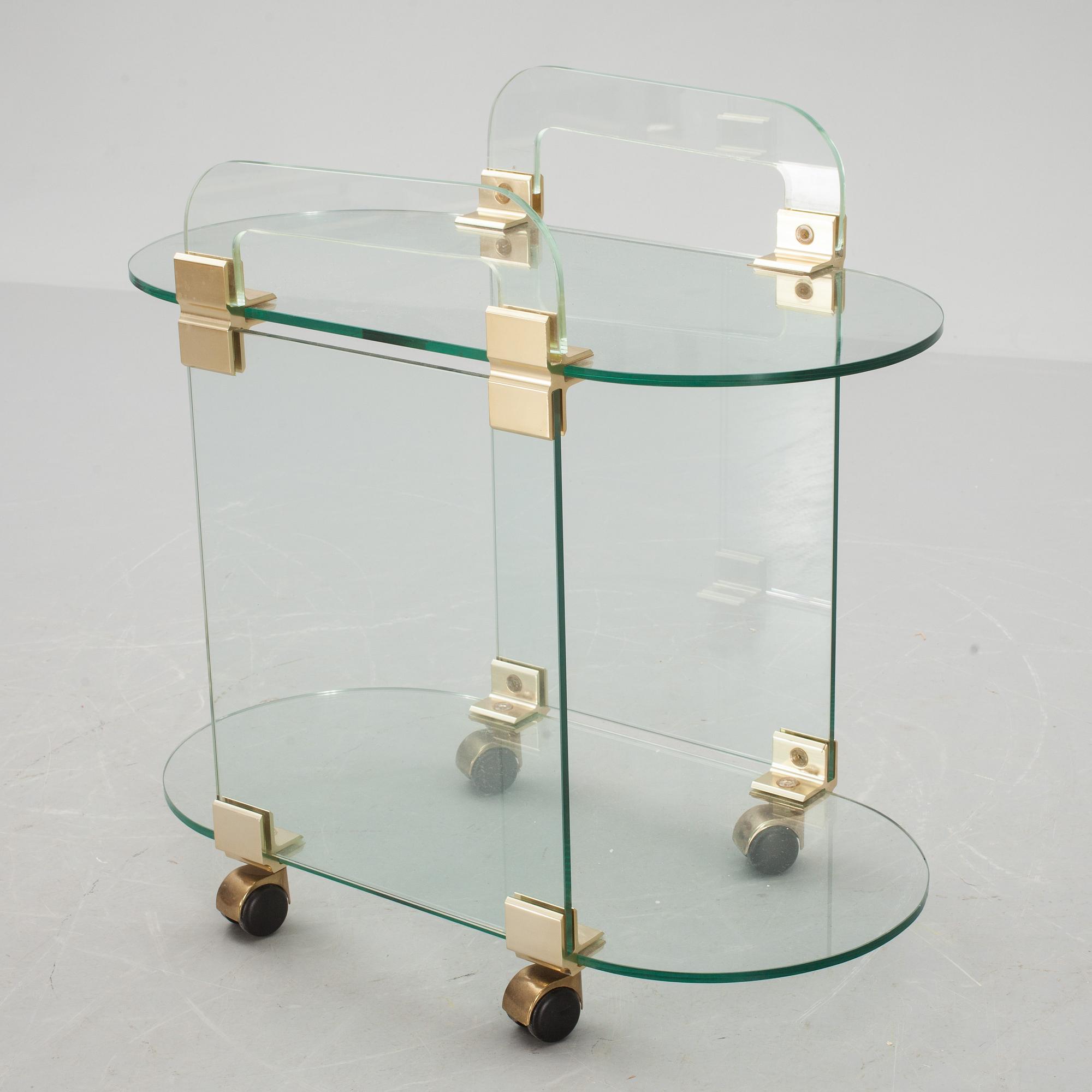 SERVERINGSVAGN, 1900-talets andra hälft.