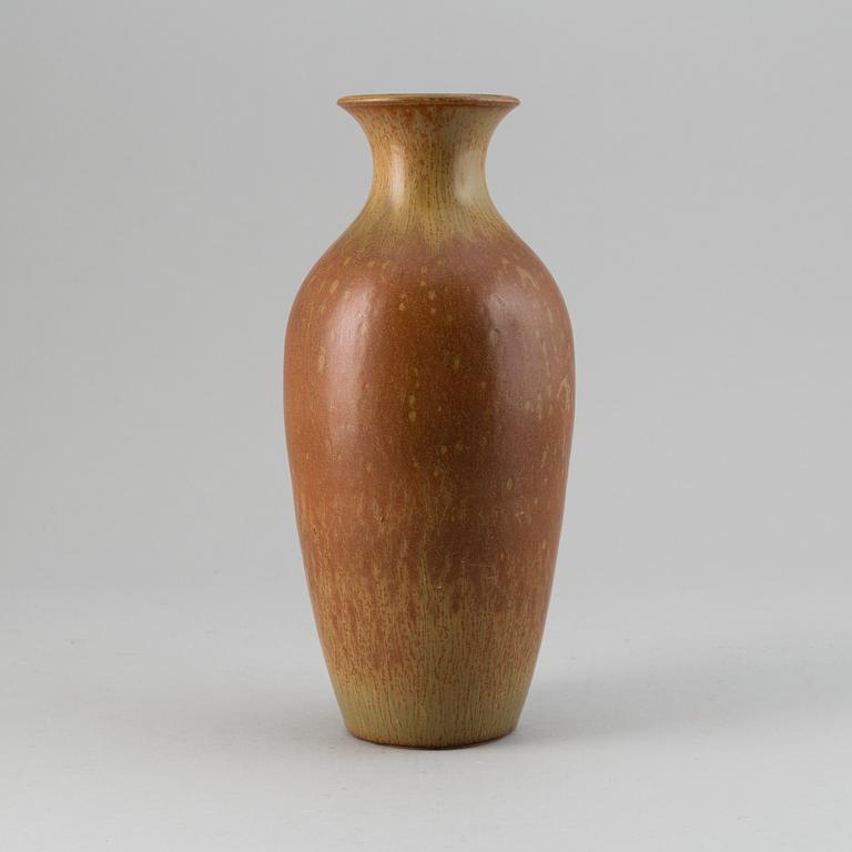 GUNNAR NYLUND, a stoneware vase, Rörstrand, Sweden 1950-60's.
