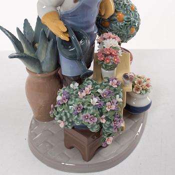 Lladró, figurine, "In my garden", Spain.