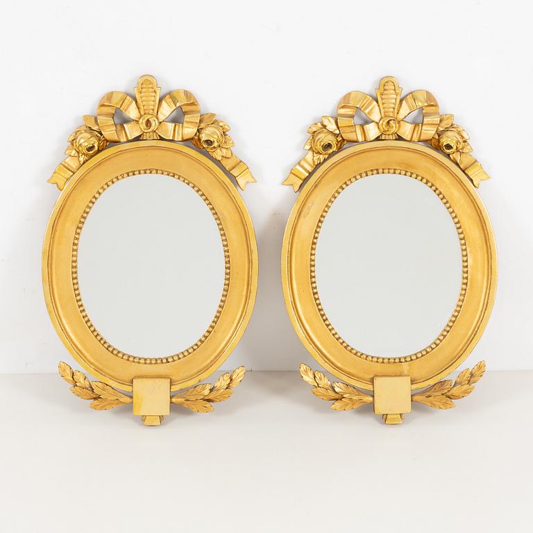 Speglar, ett par, gustaviansk stil, 1900-tal.
