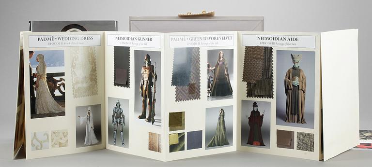 BOK, "Dressing a Galaxy" (Star Wars), begränsad upplaga om 1000 ex, numrerad 637, signerad av Trisha Biggar, 2005.