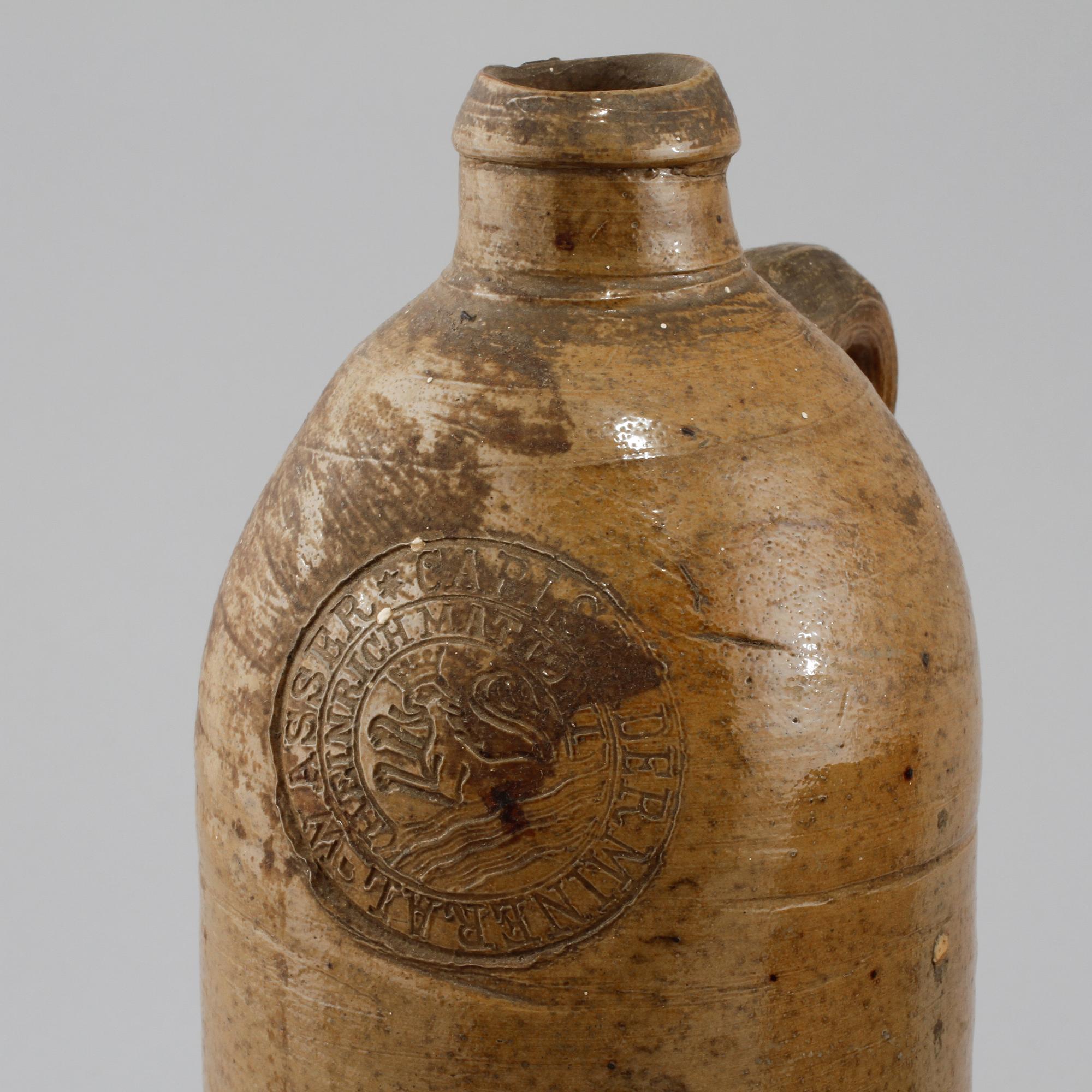 KRUS och YTTERFODER, lergods, 1800-tal.