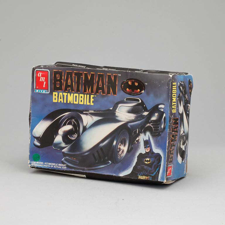 BYGGMODELL, plast, "Batmobile", 1989. The Ertl Company, U.S.A.