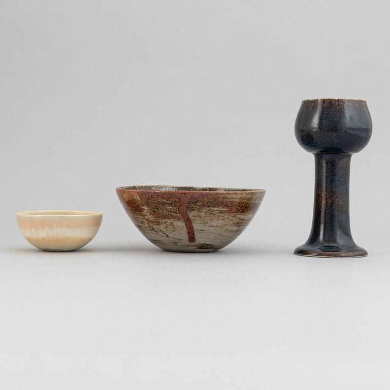Stig Lindberg, vas och skålar, 2 st, Gustavsbergs studio 1960, 1967 och 1972.