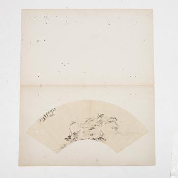 Oidentifierad konstnär, s.k. "Solfjädersmålning", Betande gäss, Kina, 1900-tal.