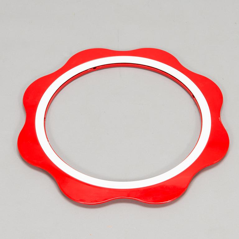 An interior set in red plastic from the 1970s, 7 parts.