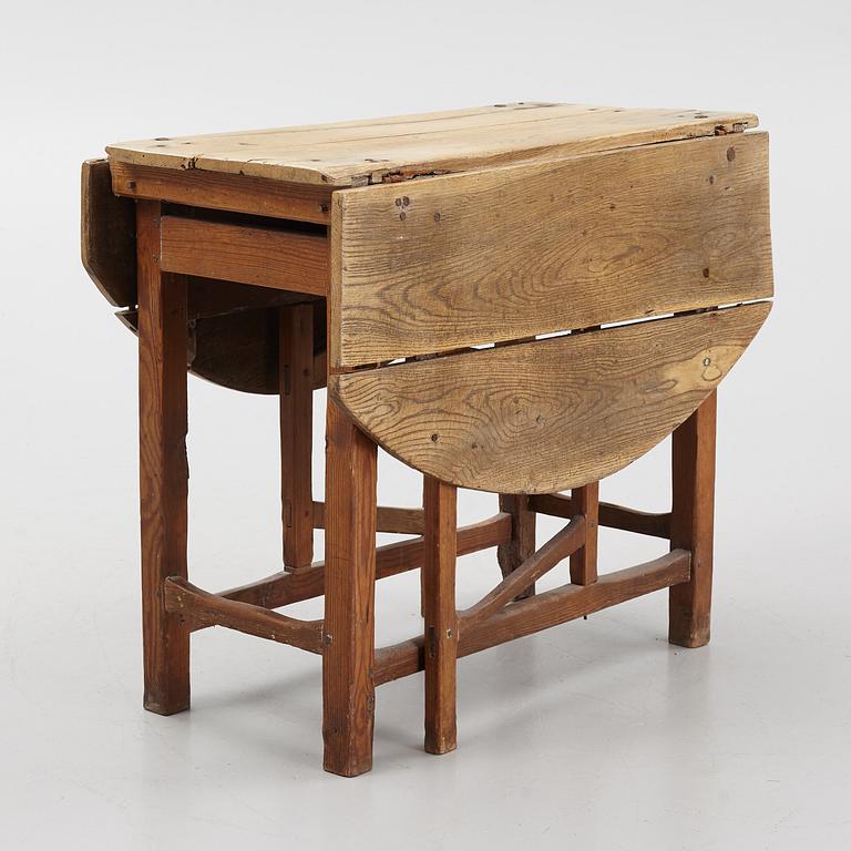 Drop-leaf table, 19th Century.