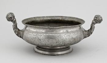 KALLSKÅL, tenn, 1700/1800-tal.