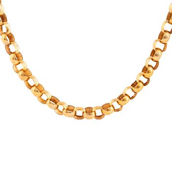 569. An 18K gold chain.