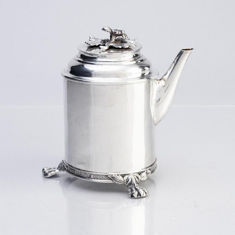 A Swedish 18th century silver coffee-pot, mark of Melchior Faust, Gothenburg 1797.