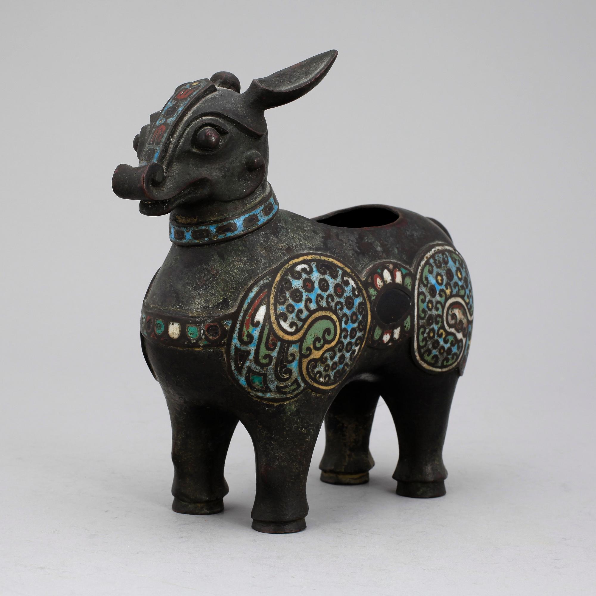 RÖKELSEKAR, brons o cloissone, möjl Ming och Kina.