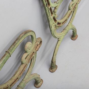 SOFFGAVLAR, ett par, gjutjärn, Skoglund & Olson Gefle, omkring år 1900.