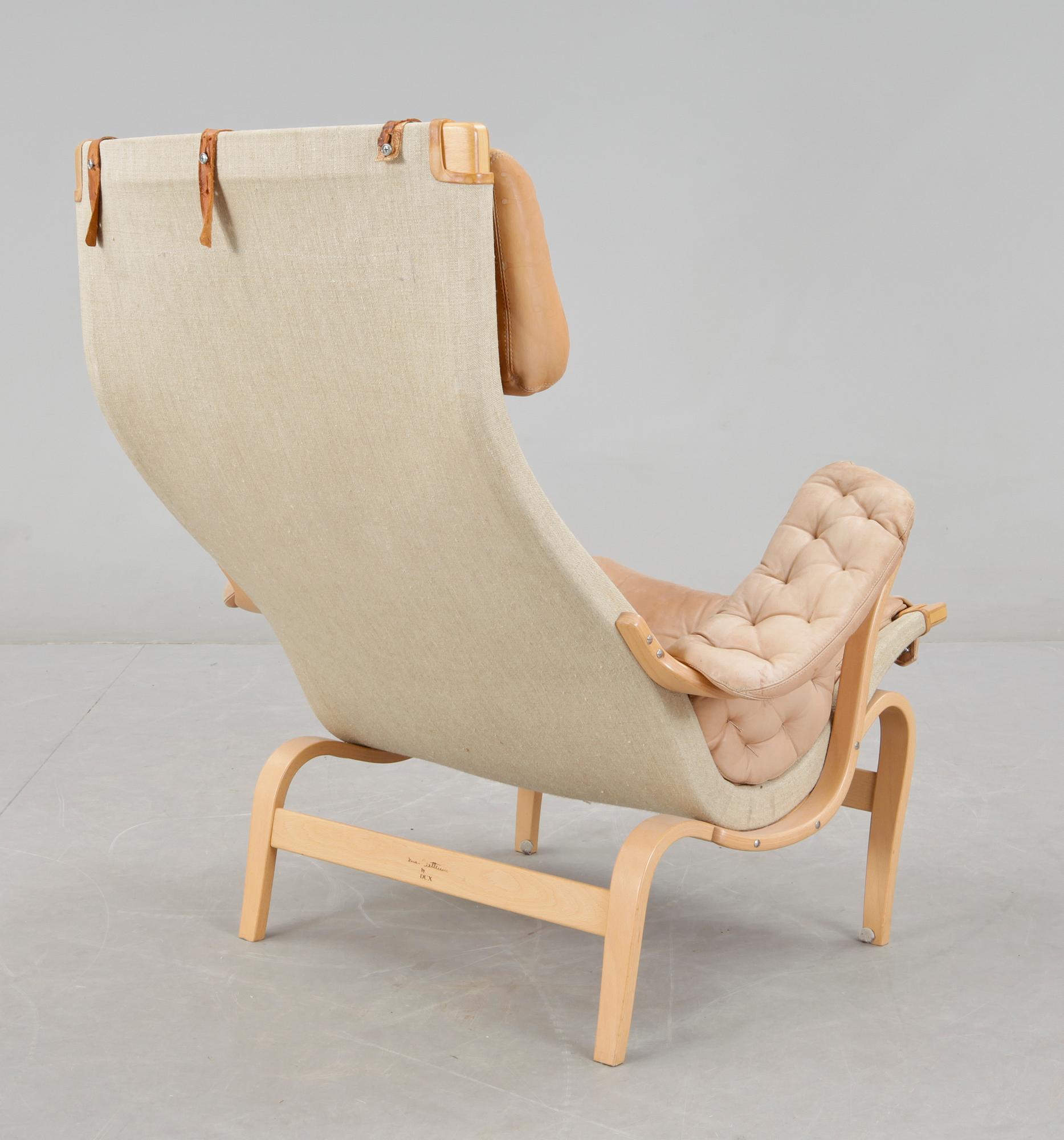 FÅTÖLJ, "Pernilla", Bruno Mathsson för Dux, 1900-talets slut.