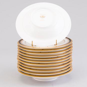 A Japanese 84-pcs Noritake porcelain coffee set and dinnerware from the end of the 20th Century.