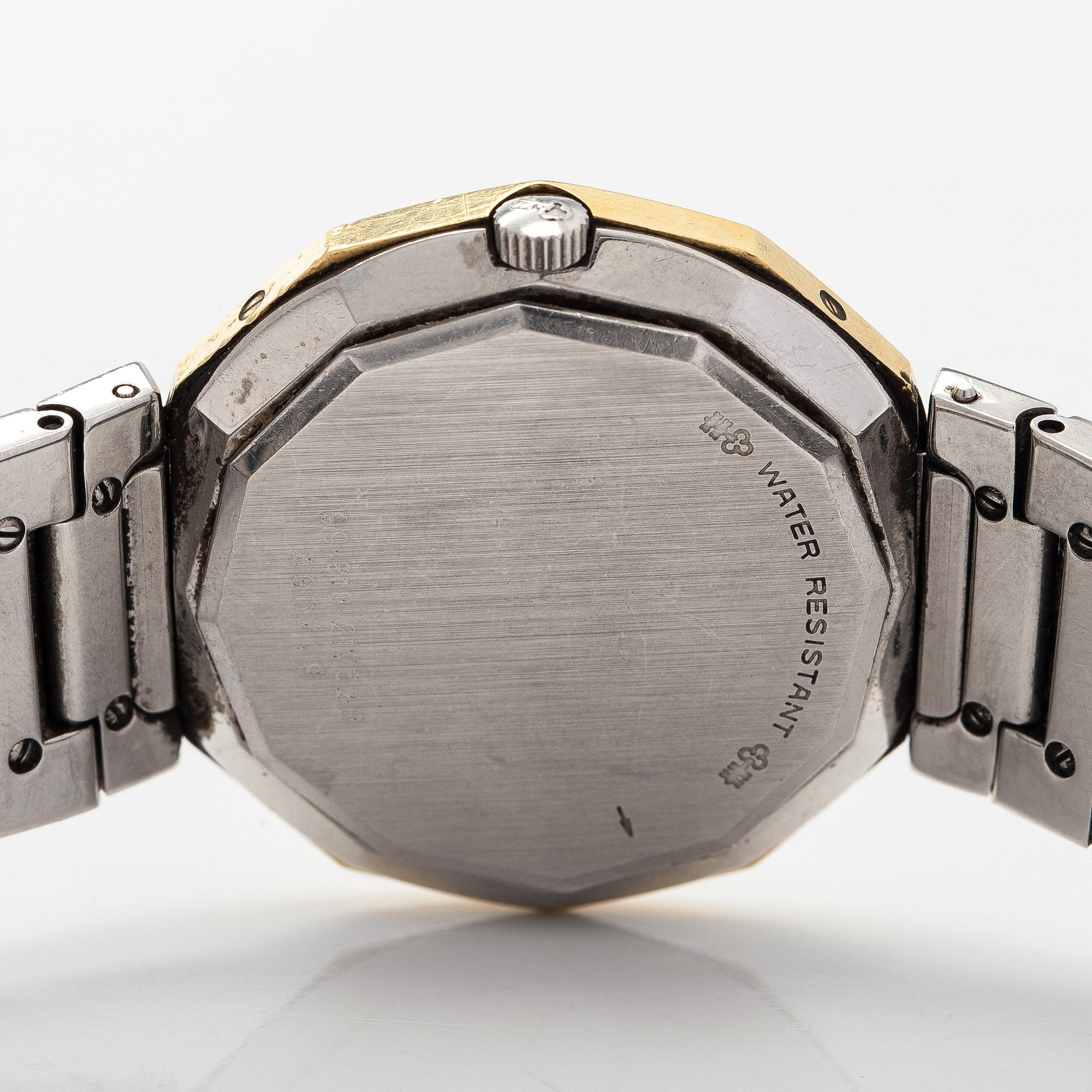 Corum, Admiral's cup, 35 mm, guld / stål, quartz.