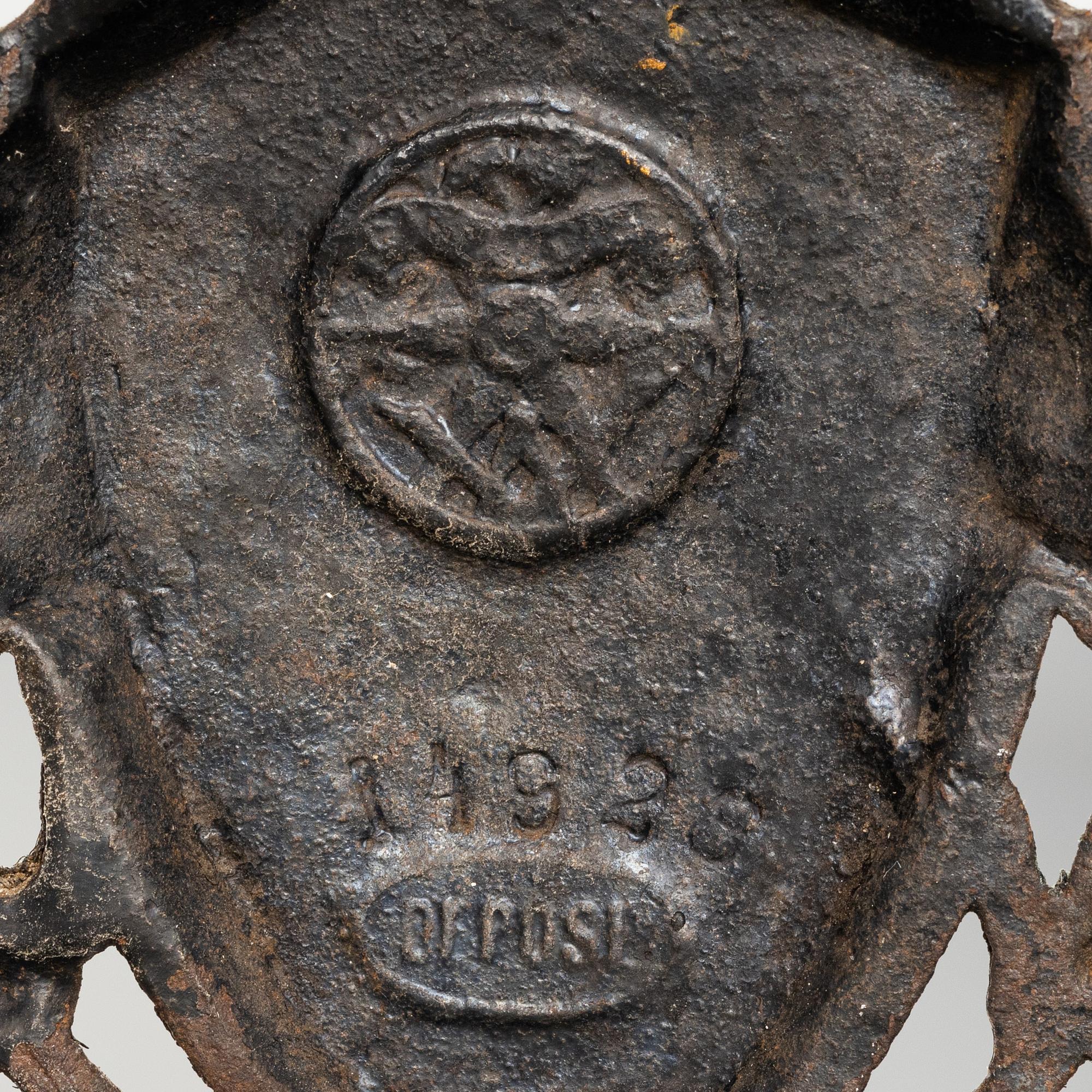 An Early 20th Century Fire Guard.