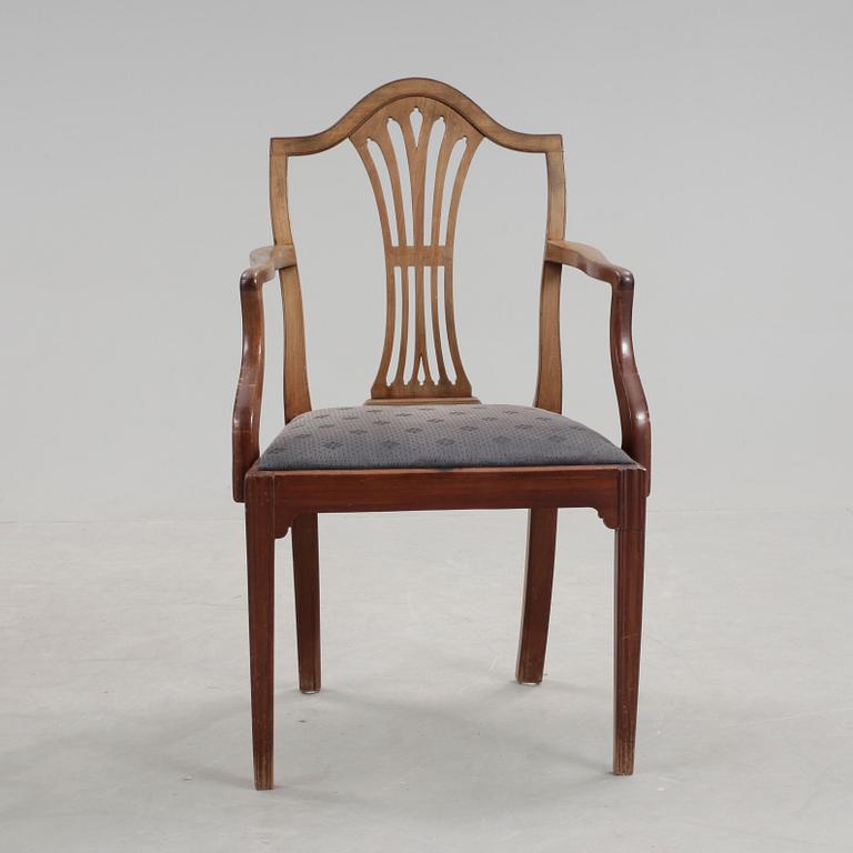 KARMSTOL, engelsk stil, 1900-tal.