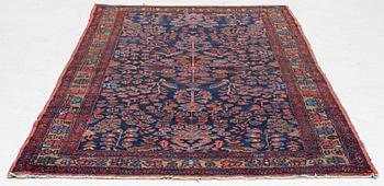 Matta, orientalisk, ca 203 x 119 cm.