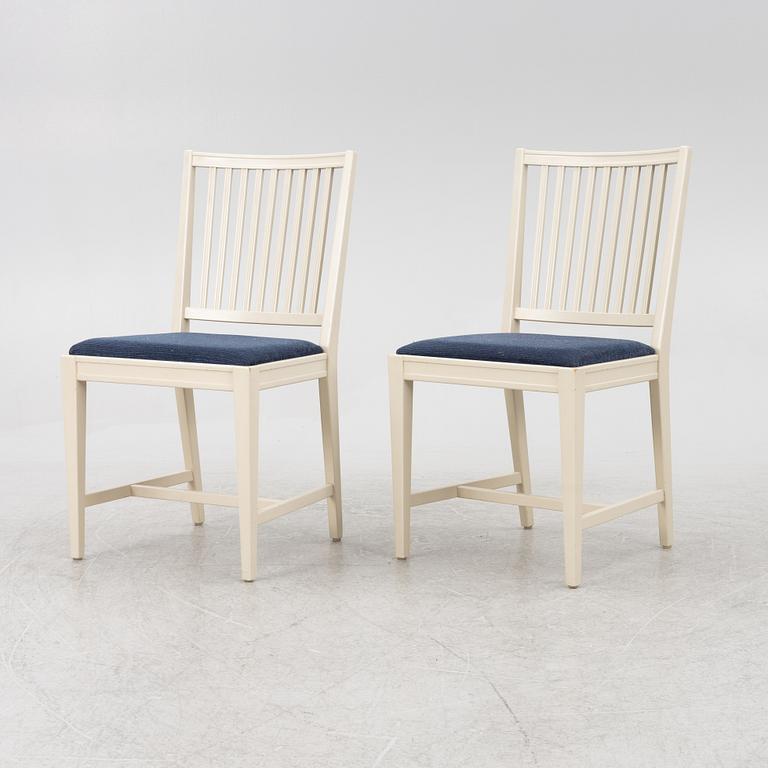 Svante Skogh, a 'Vindö' dining table and four chairs, Balders snickeri, Vaggeryd, second half of the 20th century.