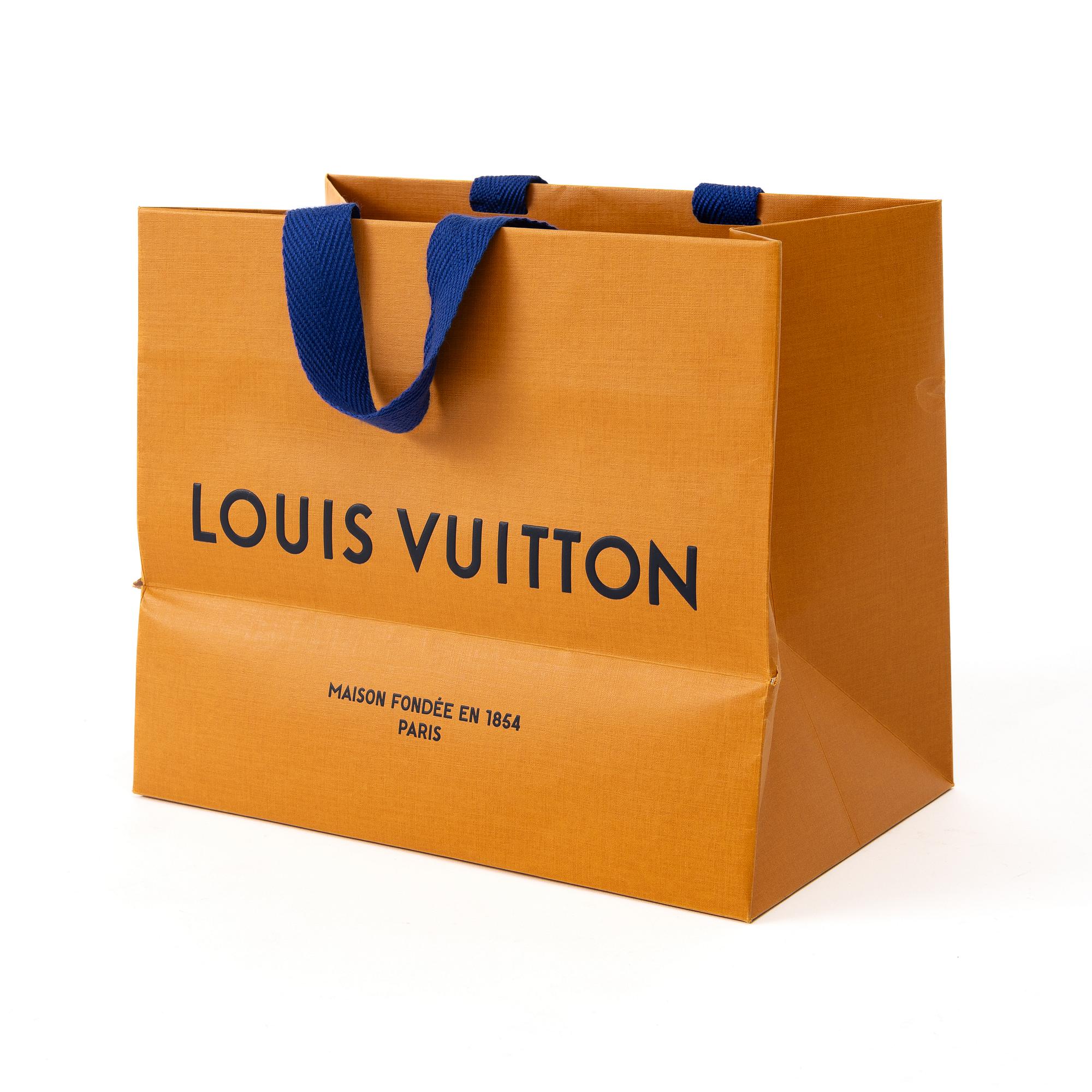 Louis Vuitton, "Monogram Shawl".