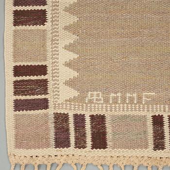 Barbro Nilsson, BARBRO NILSSON, A CARPET, "Salerno grå med enkel bård", flat weave, ca 245 x 170,5 cm, signed AB MMF BN.