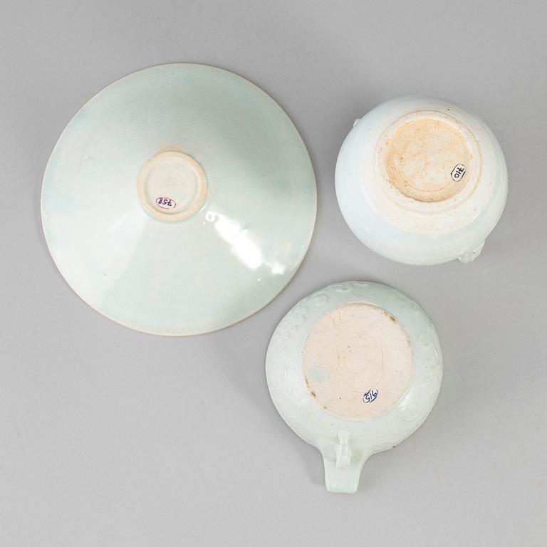 KANNA, FAT och KÅSA, keramik. Songstil.