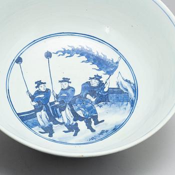 A large Chinese blue and white punch bowl, 20th century.