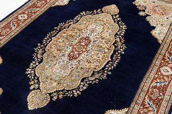 Carpet, Persia, approx. 290 x 195 cm.