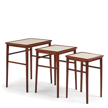 233. Otto Schulz, a set of three mahogany occasional 'Bosaik' tables, Boet Gothenburg, 1940s.