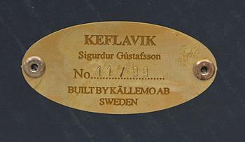 SOFFA, "Keflavik", Sigurdur Gustafsson, Källemo AB, 2000-tal, sign o numr 11/99.