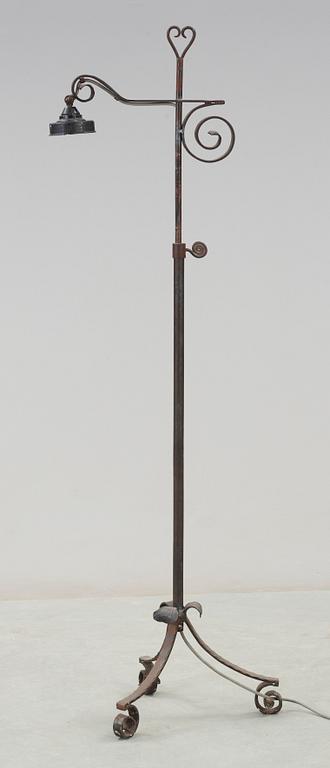 GOLVLAMPA, smide, 1900-tal.